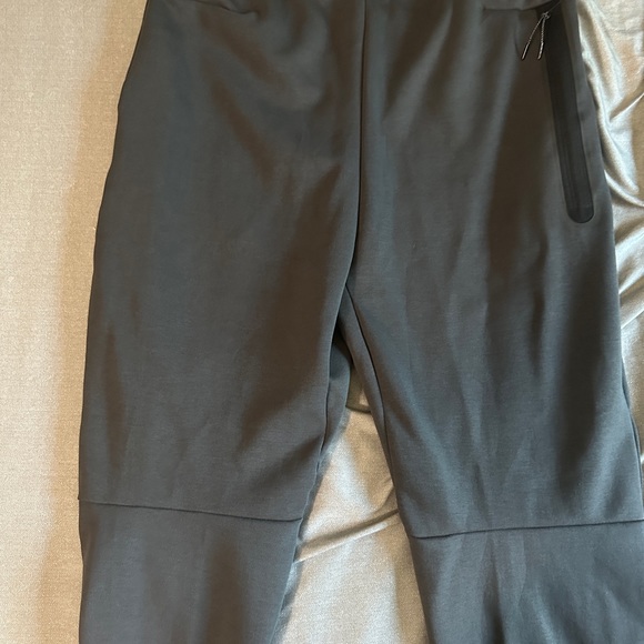 Nike Tech Fleece Taped Jogger - Grey/Orange - Picture 4 of 8